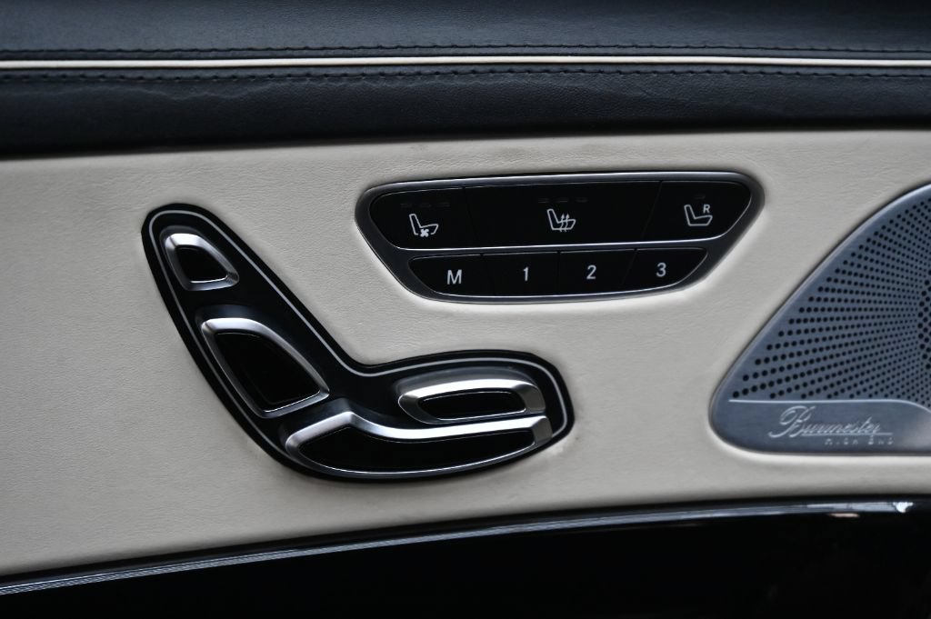 Used 2015 Mercedes-Benz S 65 AMG Sedan image 19