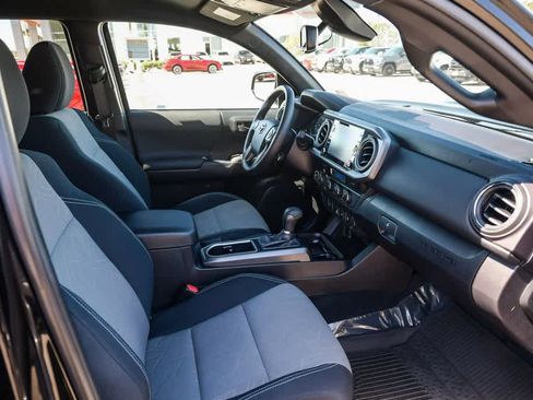 Used 2023 Toyota Tacoma TRD Sport image 15