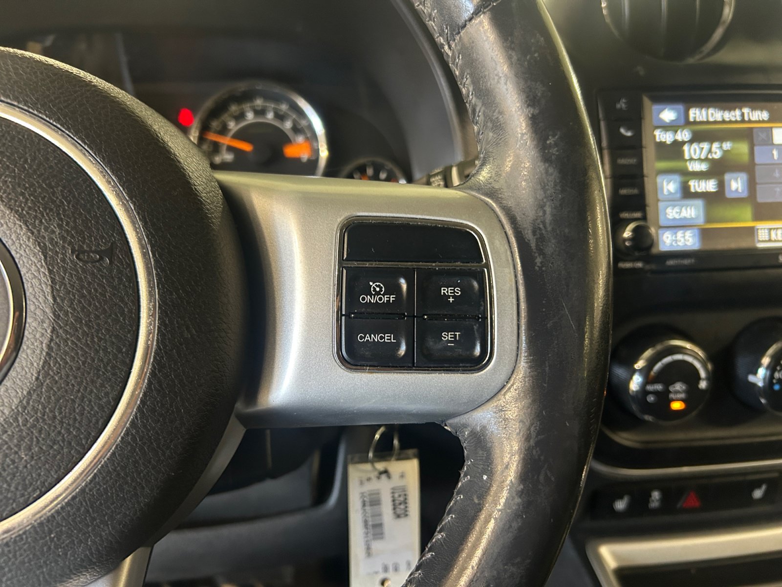 Used 2015 Jeep Compass Limited FWD image 23