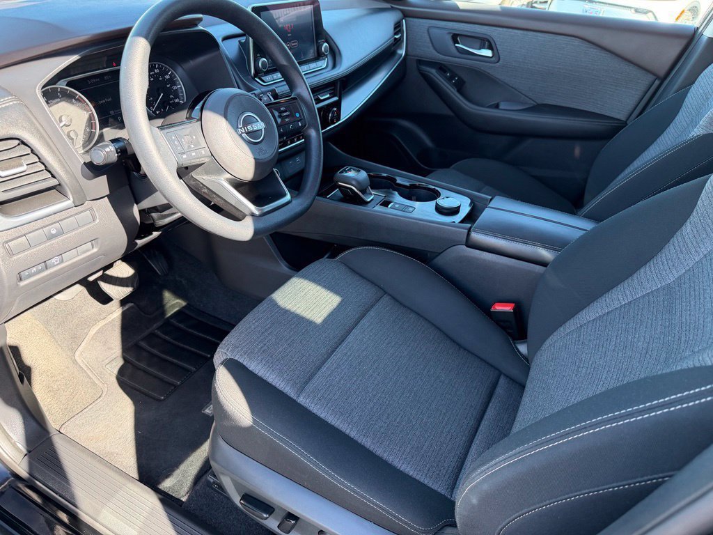 Used 2023 Nissan Rogue SV AWD/4WD image 13