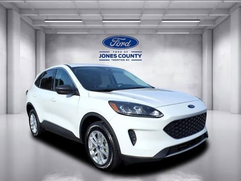 Used 2022 Ford Escape SE image 1
