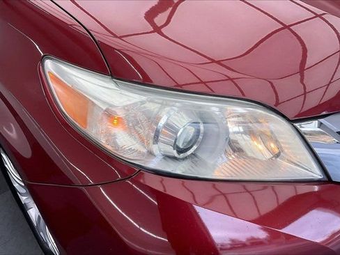 Used 2017 Toyota Sienna XLE Premium w/ Cargo Management Package FWD image 29