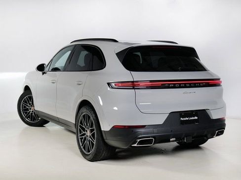 New 2026 Porsche Cayenne image 3