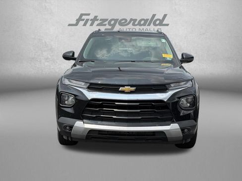 Used 2023 Chevrolet TrailBlazer LT AWD/4WD image 2