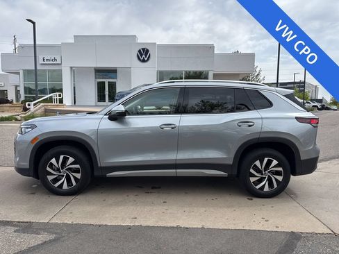 Certified 2025 Volkswagen Tiguan S AWD/4WD image 2