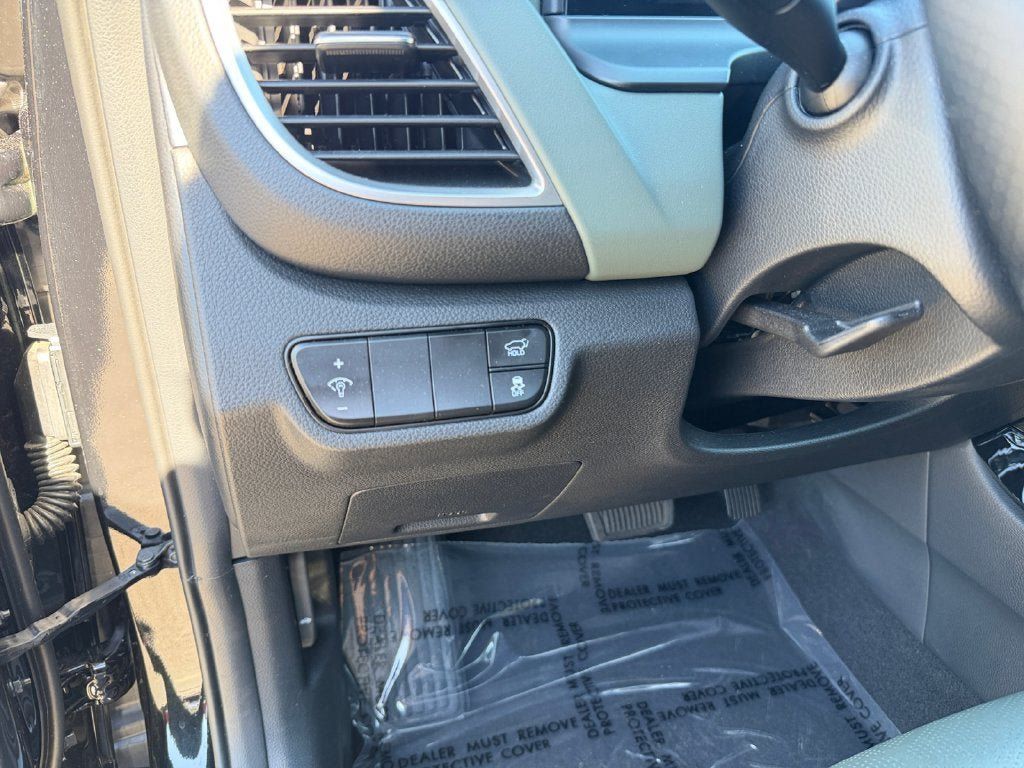 Used 2024 Kia Seltos SX w/ SX Sunroof Package AWD/4WD image 20