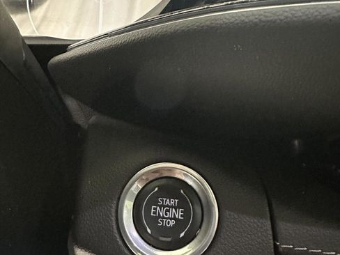 Used 2023 Buick Envision Essence w/ Technology Package I AWD/4WD image 16