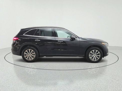 Certified 2026 Mercedes-Benz GLC 300 image 4