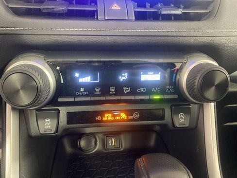 Used 2023 Toyota RAV4 LE image 6