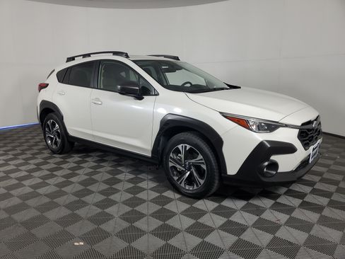 Used 2025 Subaru Crosstrek 2.5i Premium AWD/4WD image 2