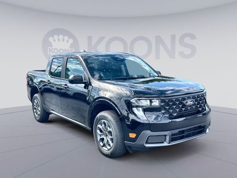 New 2026 Ford Maverick XLT w/ Equipment Group 301A AWD/4WD image 2