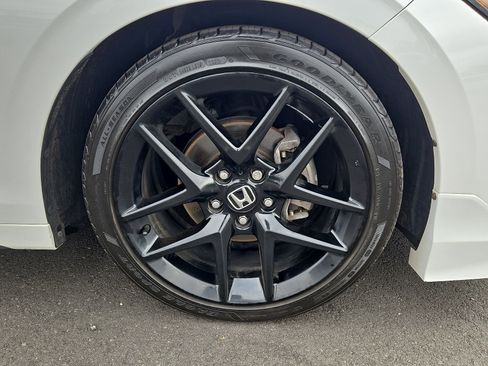 Used 2023 Honda Civic Sport image 8