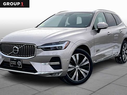 Certified 2023 Volvo XC60 B5 Plus image 1