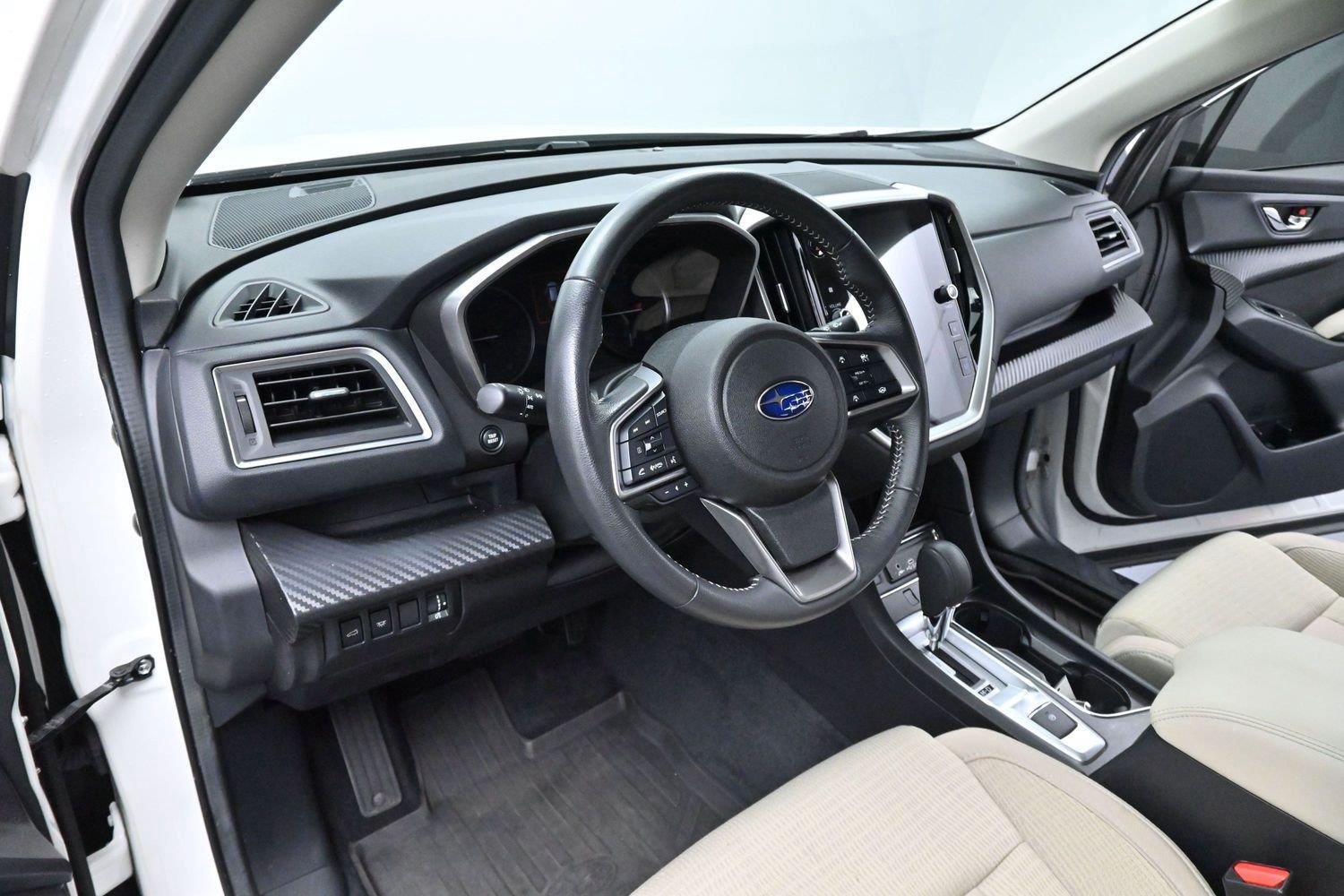 Used 2025 Subaru Ascent Premium w/ Premium Package AWD/4WD image 15