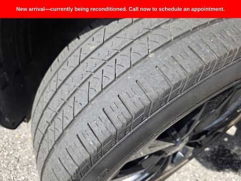 Used 2023 Kia Sorento SX image 9