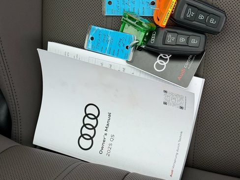 Certified 2025 Audi Q5 Prestige AWD/4WD image 8
