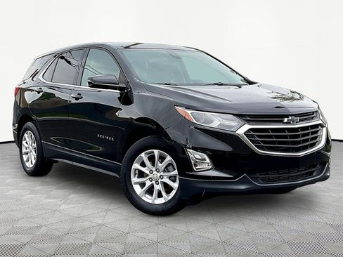 Used 2019 Chevrolet Equinox LT FWD image 3