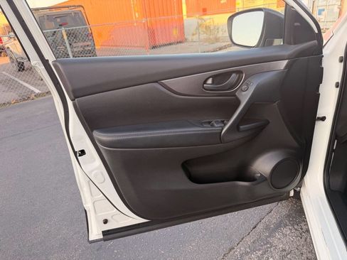 Used 2020 Nissan Rogue Sport S w/ Appearance Package FWD image 23