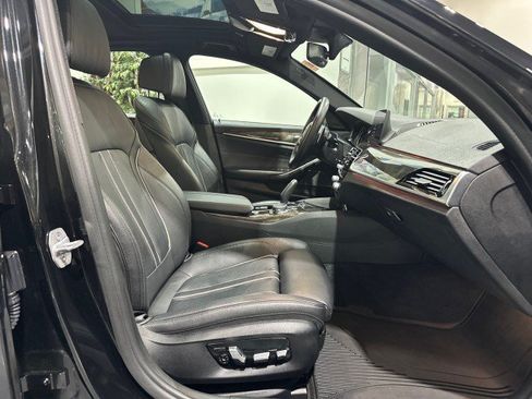 Used 2018 BMW 540i xDrive w/ M Sport Package AWD/4WD image 54