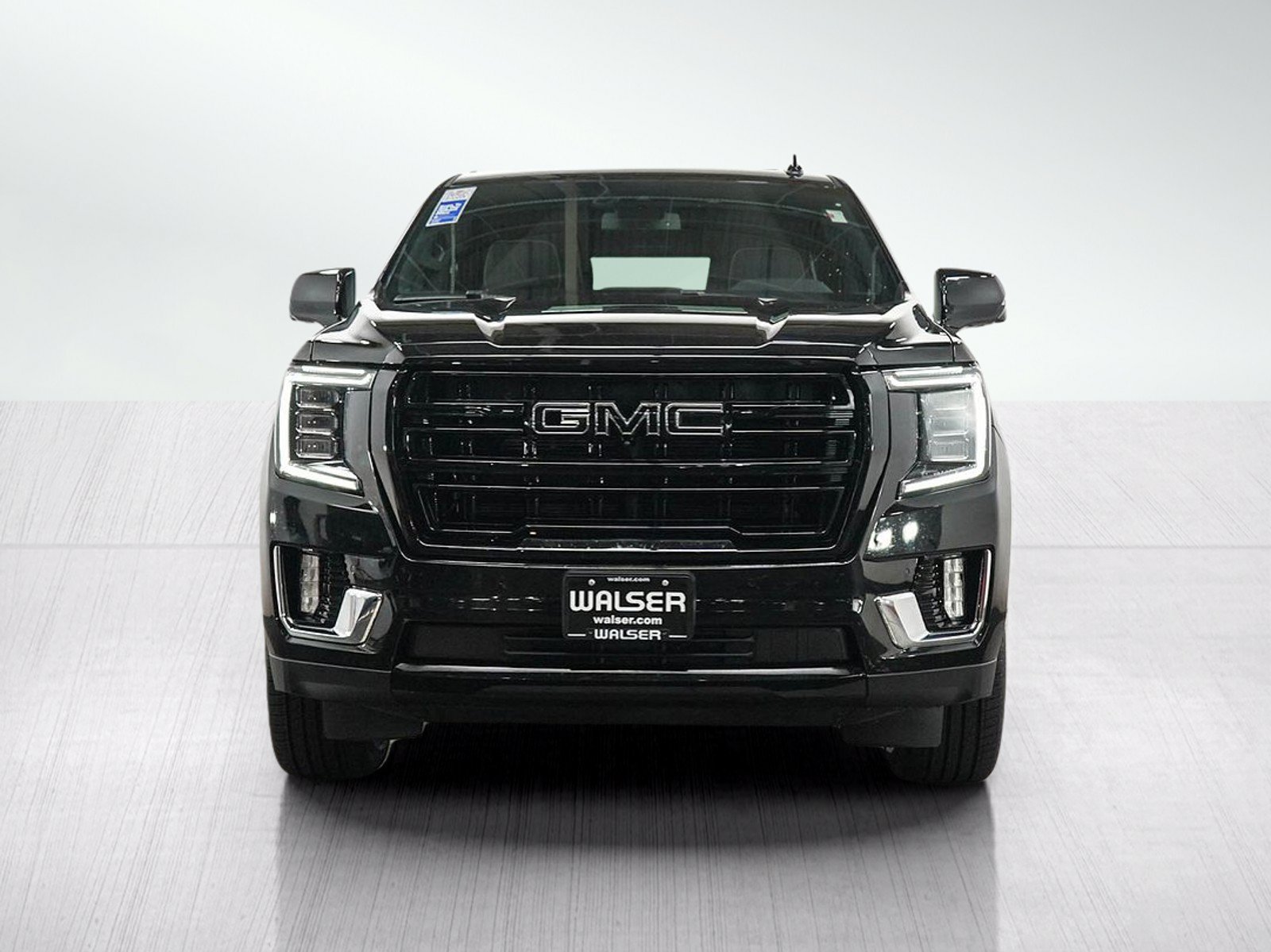 Used 2023 GMC Yukon XL SLT w/ SLT Premium Package AWD/4WD image 8