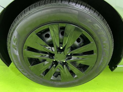 Used 2024 Nissan Sentra S FWD image 14
