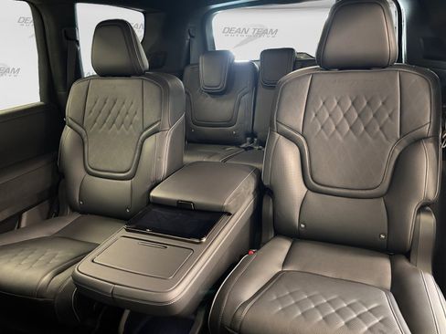 Used 2026 INFINITI QX80 Autograph w/ Premium Cargo Package AWD/4WD image 44