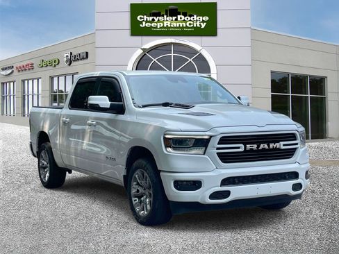 Used 2023 RAM 1500 Laramie AWD/4WD image 4