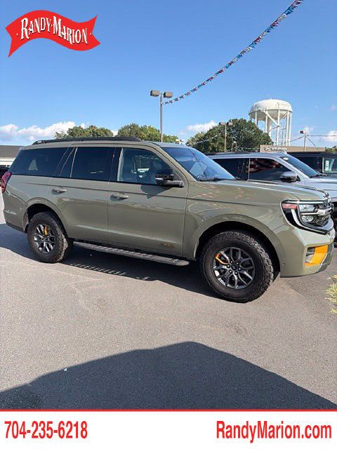 Used 2025 Ford Expedition Tremor AWD/4WD image 1