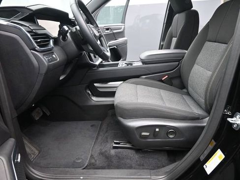 Certified 2025 GMC Acadia Elevation image 10