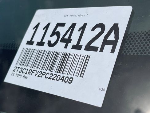 Used 2023 Toyota RAV4 XLE Premium image 14