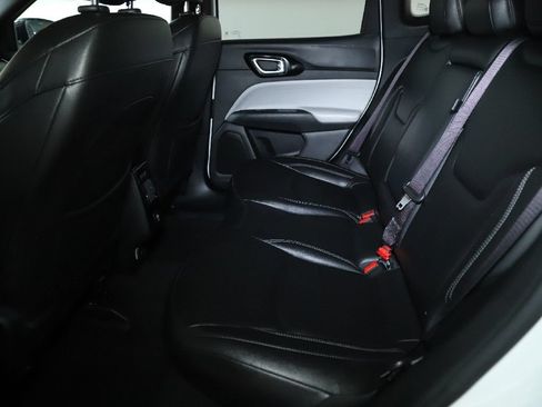 Used 2025 Jeep Compass Limited AWD/4WD image 14