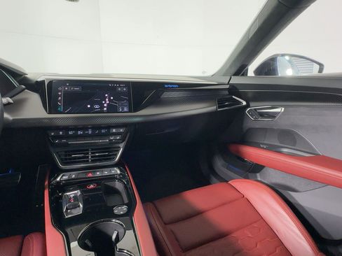 Used 2023 Audi RS e-tron GT w/ Ceramic Brake Package image 29