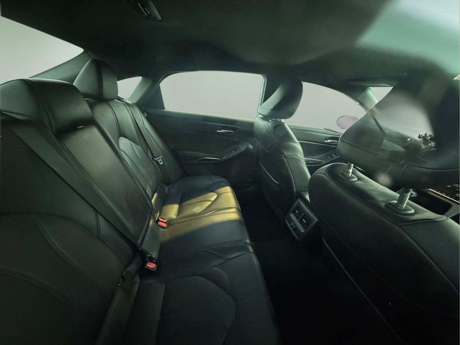 Used 2022 Toyota Avalon XLE FWD image 13