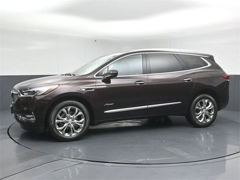 Used 2021 Buick Enclave Avenir w/ Avenir Technology Package image 4