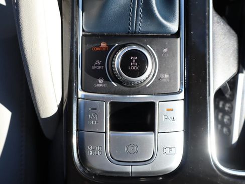 Used 2023 Kia Telluride SX Prestige AWD/4WD image 24