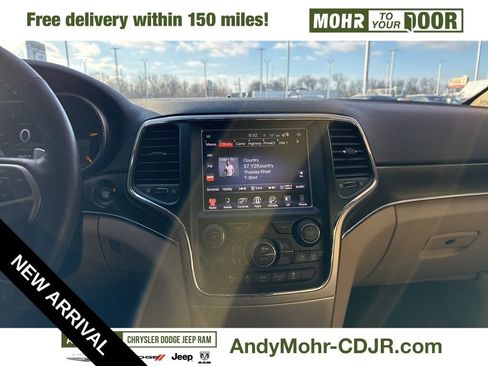Used 2017 Jeep Grand Cherokee Limited image 14