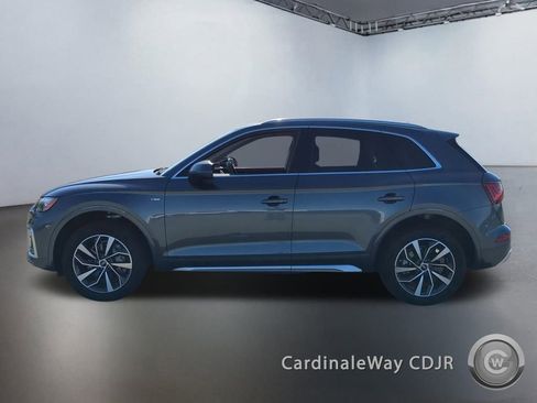 Used 2023 Audi Q5 2.0T Premium w/ Convenience Package image 5