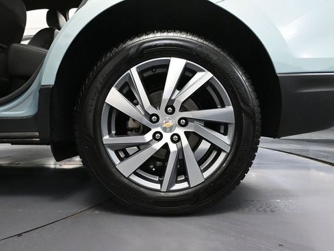 Used 2022 Chevrolet Equinox Premier image 15