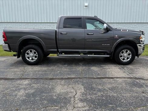 Used 2022 RAM 3500 Laramie w/ Chrome Appearance Group AWD/4WD image 18