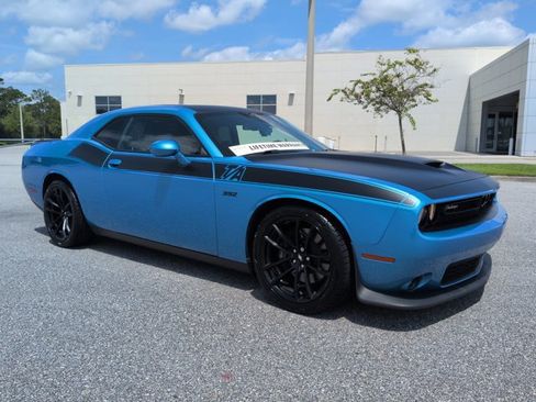 Used 2023 Dodge Challenger R/T Scat Pack w/ T/A Package RWD image 3