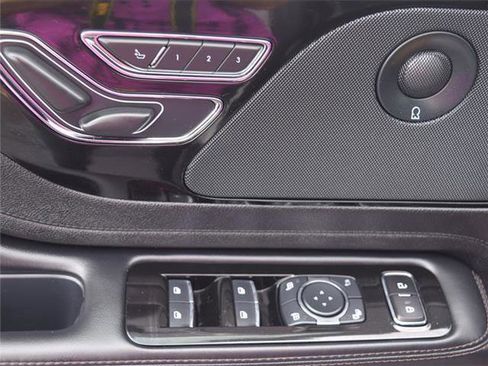 Used 2023 Lincoln Aviator Reserve image 25