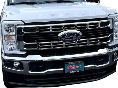 Used 2024 Ford F350 XLT image 29