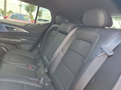 Certified 2025 Chevrolet Equinox EV LT w/ Convenience Package FWD image 17