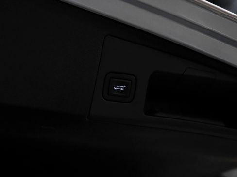 Used 2019 Cadillac XT5 Premium Luxury FWD image 60