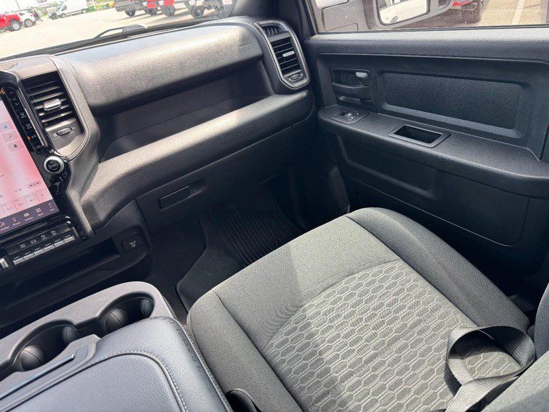 Used 2025 RAM 3500 Tradesman AWD/4WD image 15