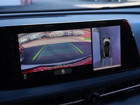 Certified 2024 Nissan Ariya AWD image 18