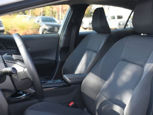 Certified 2024 Toyota Prius LE image 11