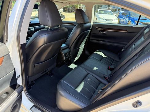 Used 2017 Lexus ES 350 w/ Luxury Package FWD image 26