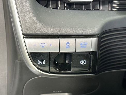 Used 2024 Hyundai Ioniq 5 SEL image 19