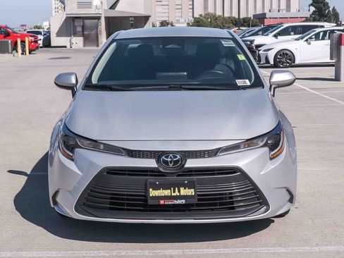 Used 2024 Toyota Corolla LE FWD image 2